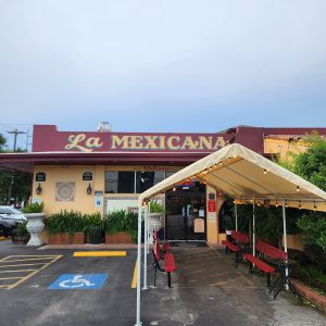 La Mexicana Restaurant