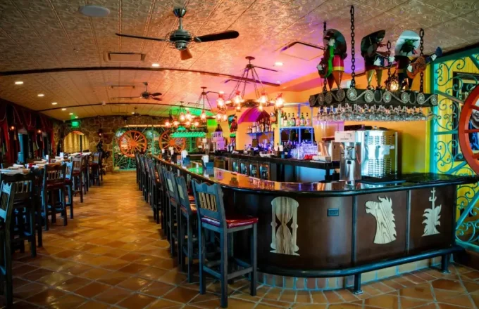 Exterior of El Tiempo Cantina Galleria location in Houston